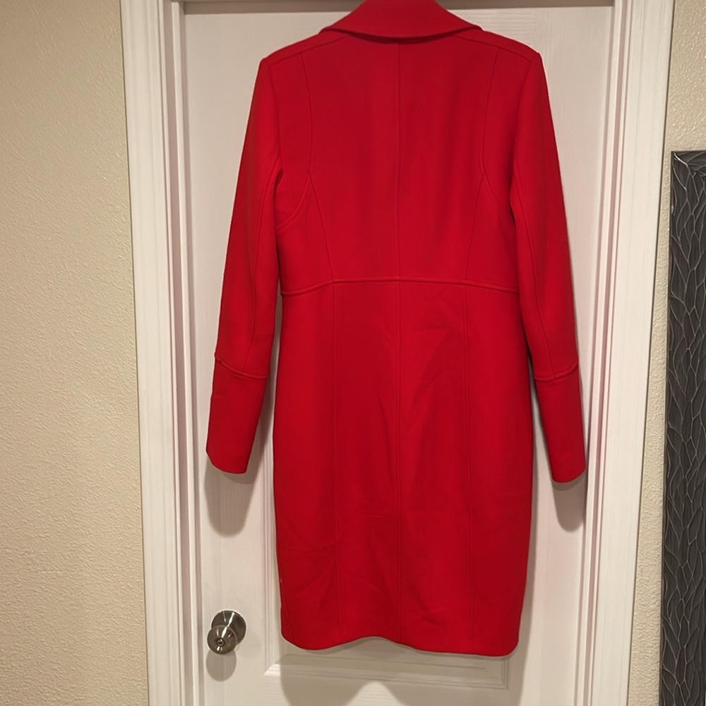 Mirabella Coat in Poppy
DIANE VON FURSTENBERG Size 8 - Picture 7 of 16